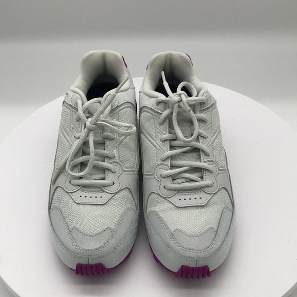 Nike womens  Shox Shocks sneakers size 8.5 US - Picture 2 of 6